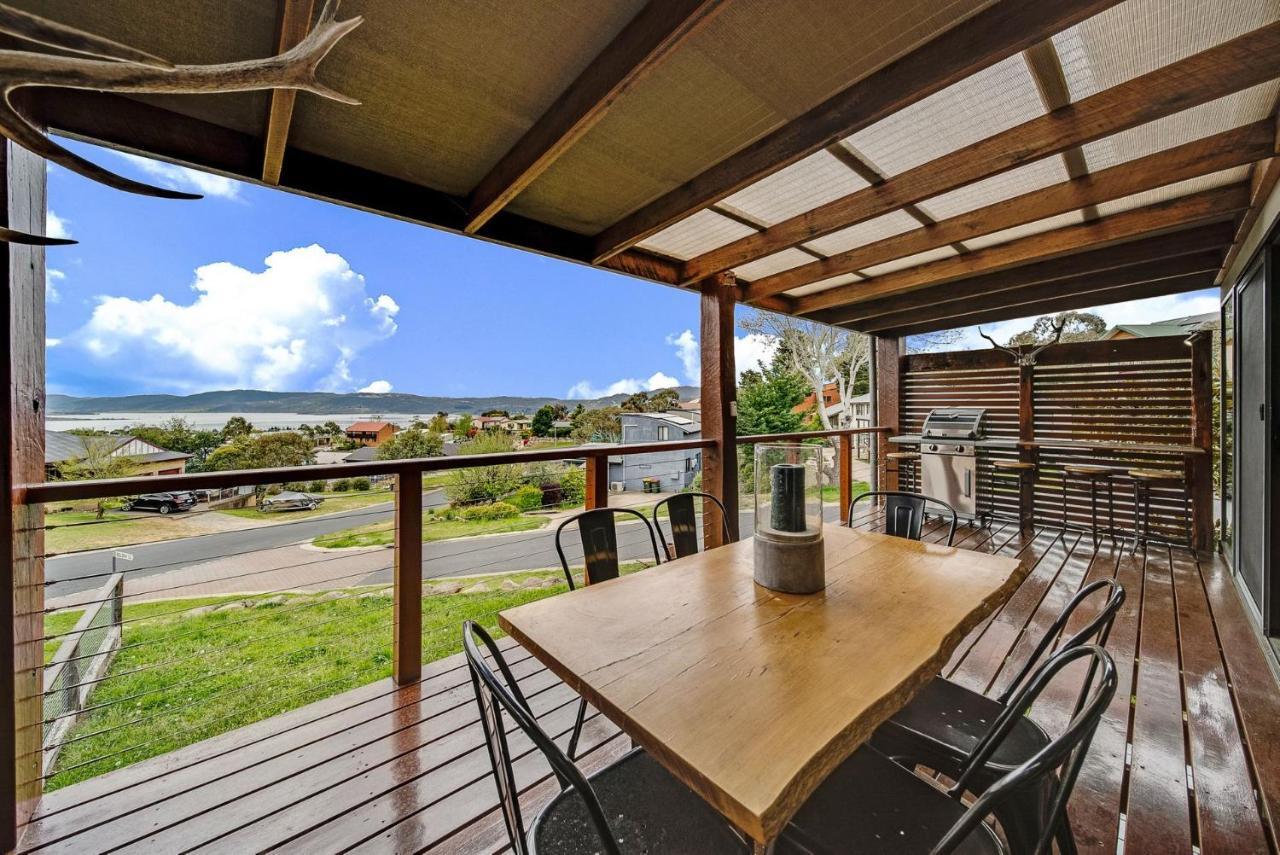Ned Kelly'S Retreat - Stunning 3Br Townhouse L Lake Views L Wifi L Bbq จินดาไบน์ ภายนอก รูปภาพ